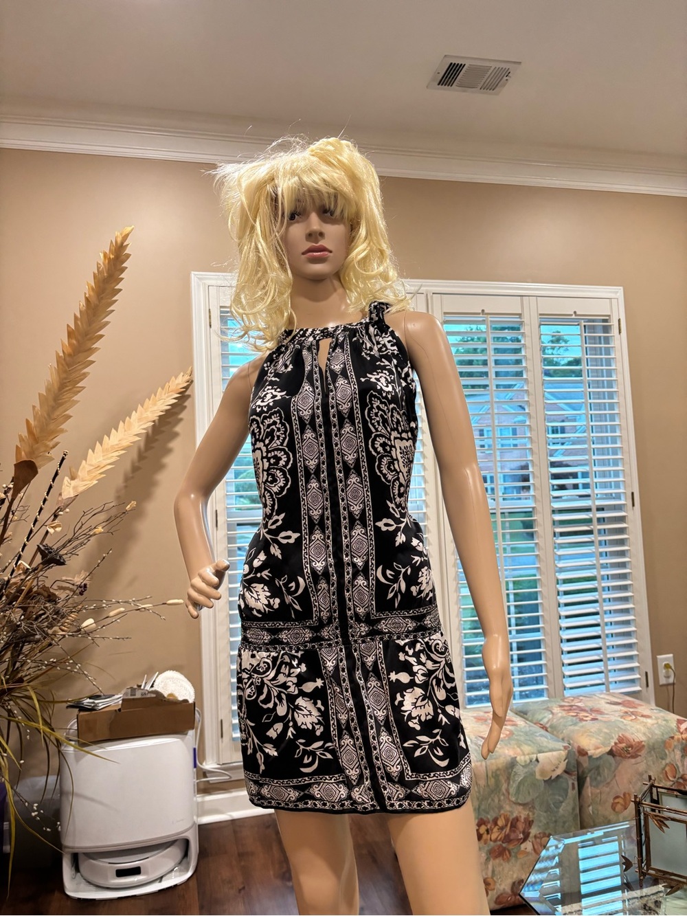 Black & White Sleeveless Patterned Halter Dress